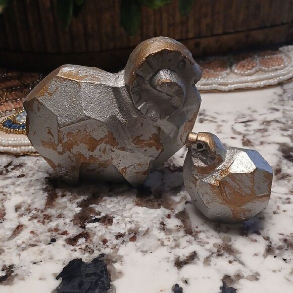 Vintage Sotaro Saegusa Cast Iron Rams - Picture 1 of 6